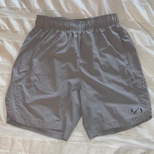 TLF men’s shorts size medium